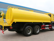 De gele van de de Tankervrachtwagen van 6x4 18m3 Vrachtwagen van de het Watersproeier met HW76 verlengt Cabine