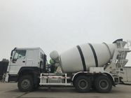 Zelf de Vrachtwagen371hp Euro Wit 2 van de de Ladings Concrete Mixer van Sinotruckhowo 12CBM
