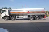 Gevaarlijke Chemische Vervoerdersvrachtwagen met HW76-Cabinezz1317n4667w 8X4 Euro 2