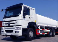 De witte Vrachtwagen van de het Watertanker van 6X4 336HP 20CBM met Sproeiers ZZ1257N4641W