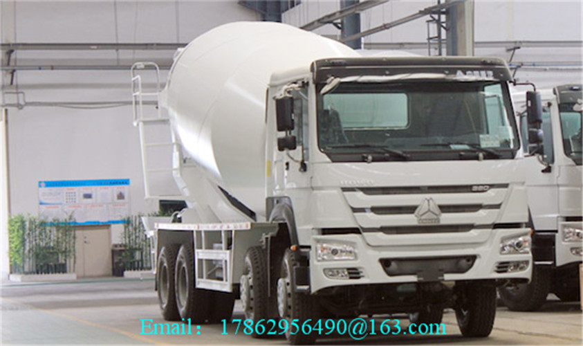 8×4 371 het Euro II Cement die van HP Materiaal, Vrachtwagen mengen Opgezette Concrete Mixer met HW76-Cabine