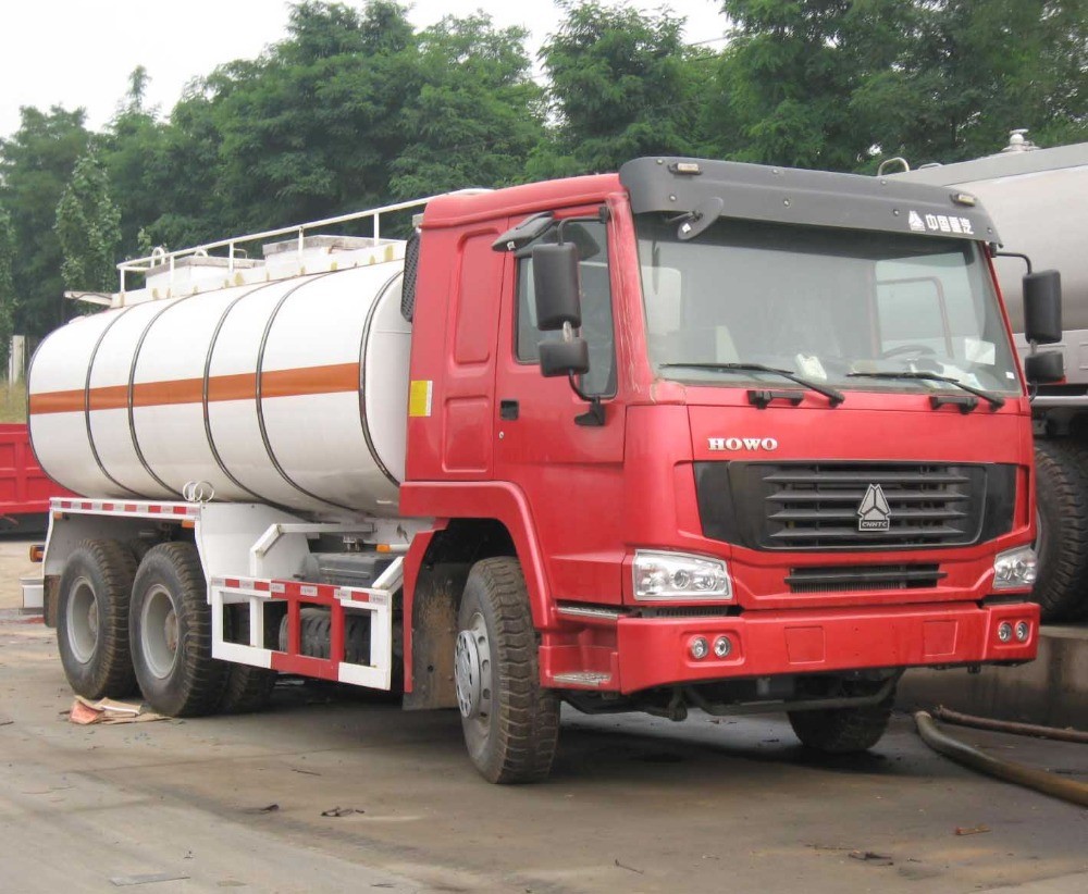 25000kg tankwagenvrachtwagen voor Olielevering HOWO 6x4 371 HP ZZ1257N4347