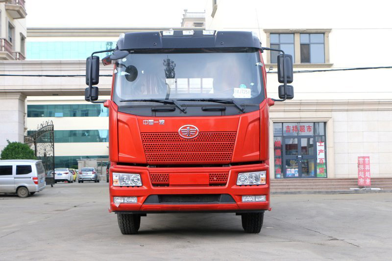 Grote FAW 290 Paardekracht 4X2 Vrachtwagen van de 8 Ton de Op zwaar werk berekende Lading met 9.00R20-Band