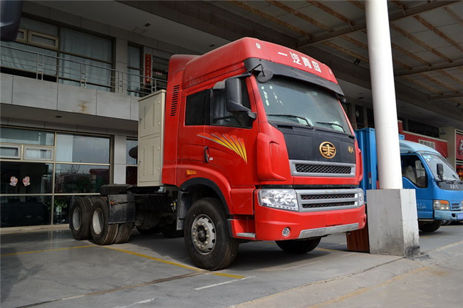 J5P het Diesel van het vervoervervoer Licht neemt Vrachtwagen, Vrachtwagen van de 10 Ton Flatbed Lading op