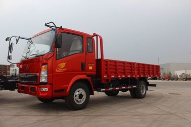 De elegante Lichte Vrachtwagen 4x2 van Howo Hoge Veiligheid 5 de Rode Kleuren Euro 2 van de Toncapaciteit