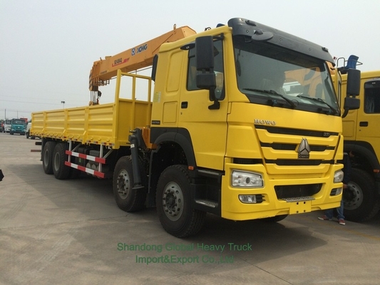 Nieuwe 6X4 HOWO flatbed truck gemonteerde kraan telescopische boom truck
