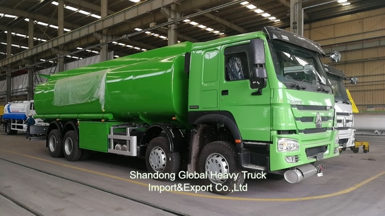 Sinotruk HOWO 8*4 brandstoftankwagen 12 wielen olietankwagen 30000L dispensatorwagen