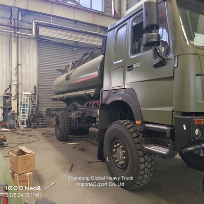 Olievervoer brandstoftank HOWO Tankwagen met lage prijshowo 4X4 brandstoftankwagen