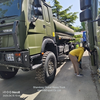 Olievervoer brandstoftank HOWO Tankwagen met lage prijshowo 4X4 brandstoftankwagen