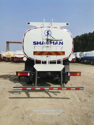 Sinotruk HOWO 4*2 6X4 20000 liter water tank Mini Truck