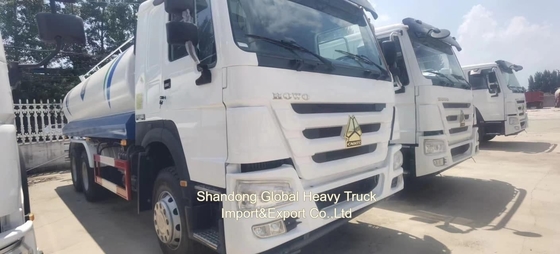 Dieselmotor Sinotruck HOWO 6X4 336HP HOWO 10 banden 20000 liter Sprinkler water tank truck