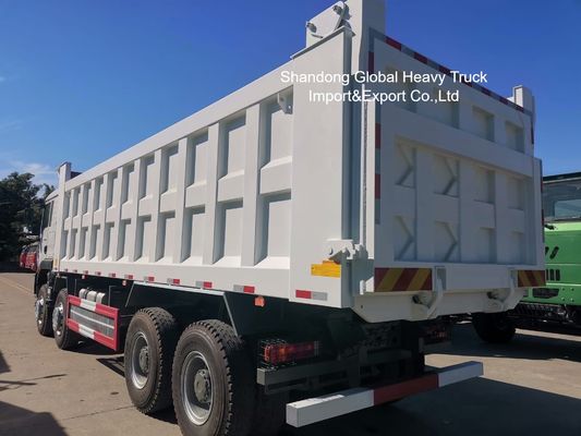 Shacman 8×4 dumptruck met 420 pk motor en hoge sterkte stalen carrosserie voor Zambia Mining