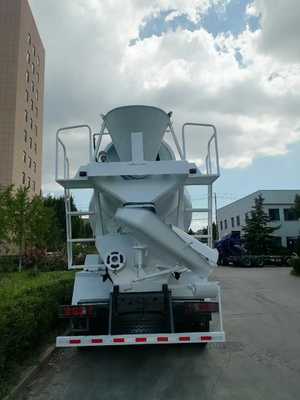 Hoge Efficiëntie 20cbm Capaciteit 400PK Motor Zwaar Uitgevoerd Chassis HOWO Betonmixer Vrachtwagen