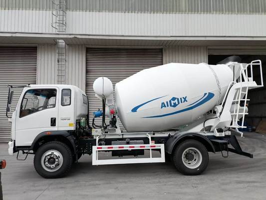 Sinotruk HOWO 8×4 aandrijving Type 12cbm Capaciteit 300 pk Maximaal paardenvermogen Betonmixer Truck