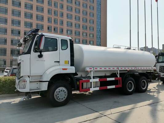 HOWO 10 wielen water tanktruck met 16000L-24000L capaciteit 6×4 aandrijving type en Sinotruk HOWO chassis