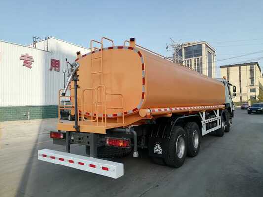 HOWO Nx 6X4 380 pk 25000 liter drinkwatertanker sprinklertruck met versterkt chassis