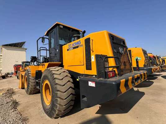 XCMG ZL50GN Wiellader met 5T Nominale Belasting, 162KW Motor en Hydraulische Powershift Transmissie voor Zware Constructie