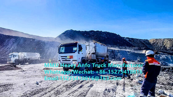 Lage prijs mengen en opladen van multifunctionele zware ammoniumolie-explosieven Vrachtwagen 15/20 / 25Ton zware emulsie ANFO-vrachtwagen Rusland / Kazachstan / Oezbekistan / Indonesië / Guinee Mijnbouwstraalservice