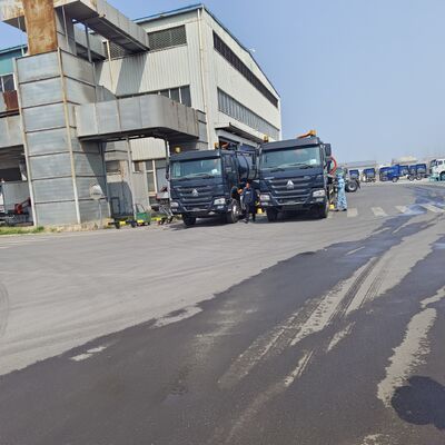 HOWO 15CBM Vacuüm rioolzuigtruck met 266 pk motor en 6×4 aandrijving voor het reinigen van septic tank
