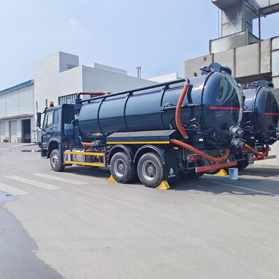 HOWO 15CBM Vacuüm Afvoerzuigtruck met 6*4 aandrijving en 251-350 pk