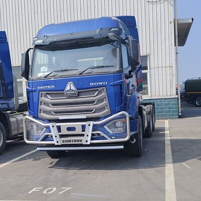 HOWO NX 6×4 trekkertruck met 420 pk dieselmotor zware handgeschakelde transmissie en versterkt chassis voor mijnbouw