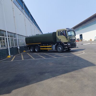 HOWO TX 6×4 watertankwagen met 20T laadvermogen en Euro 2-emissienorm voor wegenreiniging en stofbestrijding