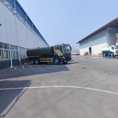 HOWO TX 6×4 watertankwagen met 20T laadvermogen Euro 2-emissienorm en 6×4 aandrijfwiel voor wegenreiniging