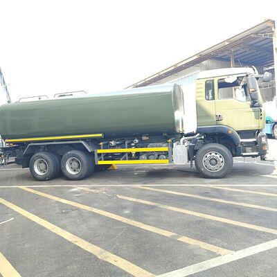 HOWO TX 6×4 watertankstruck met 20 ton nuttige lading voor wegstofverwijdering en gemeentelijke reiniging