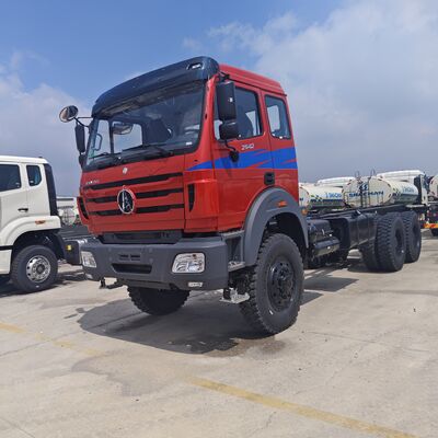 BEIBEN 2642 6×4 zware trekkertruck met 420 pk WEICHAI-motor en chassis van Mercedes-Benz Technology