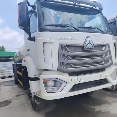 HOWO NX 6×4 CNG-brandstoftankwagen met 400 pk motor en 30.000 liter capaciteit voor diesel- en benzinetransport