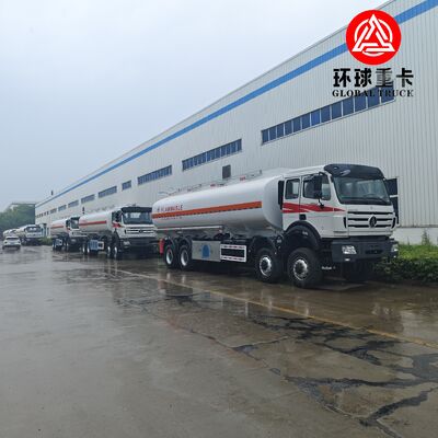 Beiben 8×8 35000L Diesel Fuel Bowser Truck met zwaar offroad chassis voor mijnbouwgebieden in Congo