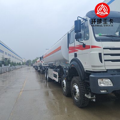 Beiben 8x8 35000L Brandstoftankwagen Zware Off-Road Diesel Tankwagen voor Congolese Mijnbouw