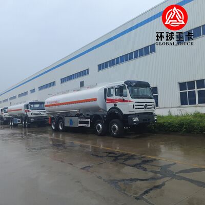 Beiben 8x8 35000L Heavy Duty Fuel Bowser Truck voor de mijnbouwindustrie in Congo