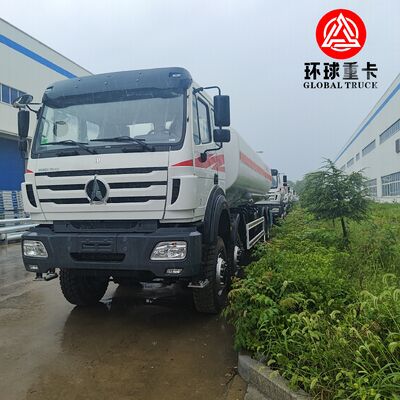 Beiben 8x8 35000L Heavy Duty Fuel Bowser Truck voor de mijnbouwindustrie in Congo