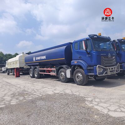 HOWO NX 8x4 30000L Brandstof Tankwagen Zware Diesel Olietankwagen voor Afrika Markt