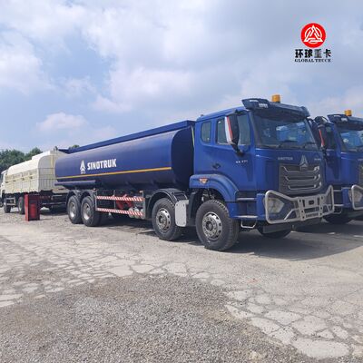 HOWO NX 8x4 30000L Brandstof Tankwagen Zware Diesel Olietankwagen voor Afrika Markt
