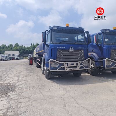 HOWO NX 8x4 30000L Brandstof Tankwagen Zware Diesel Olietankwagen voor Afrika Markt