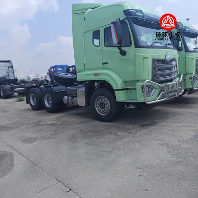Gloednieuwe Sinotruk HOWO NX 6x4 Trekker Vrachtwagen 430PK Zware Prime Mover voor Vrachtvervoer