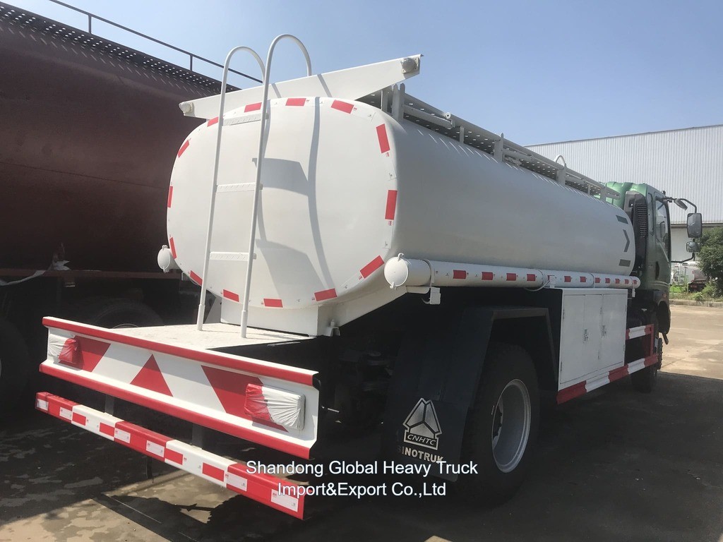 HOWO watertankschip 6x4 20000 liter watersproeibowser watertankschip