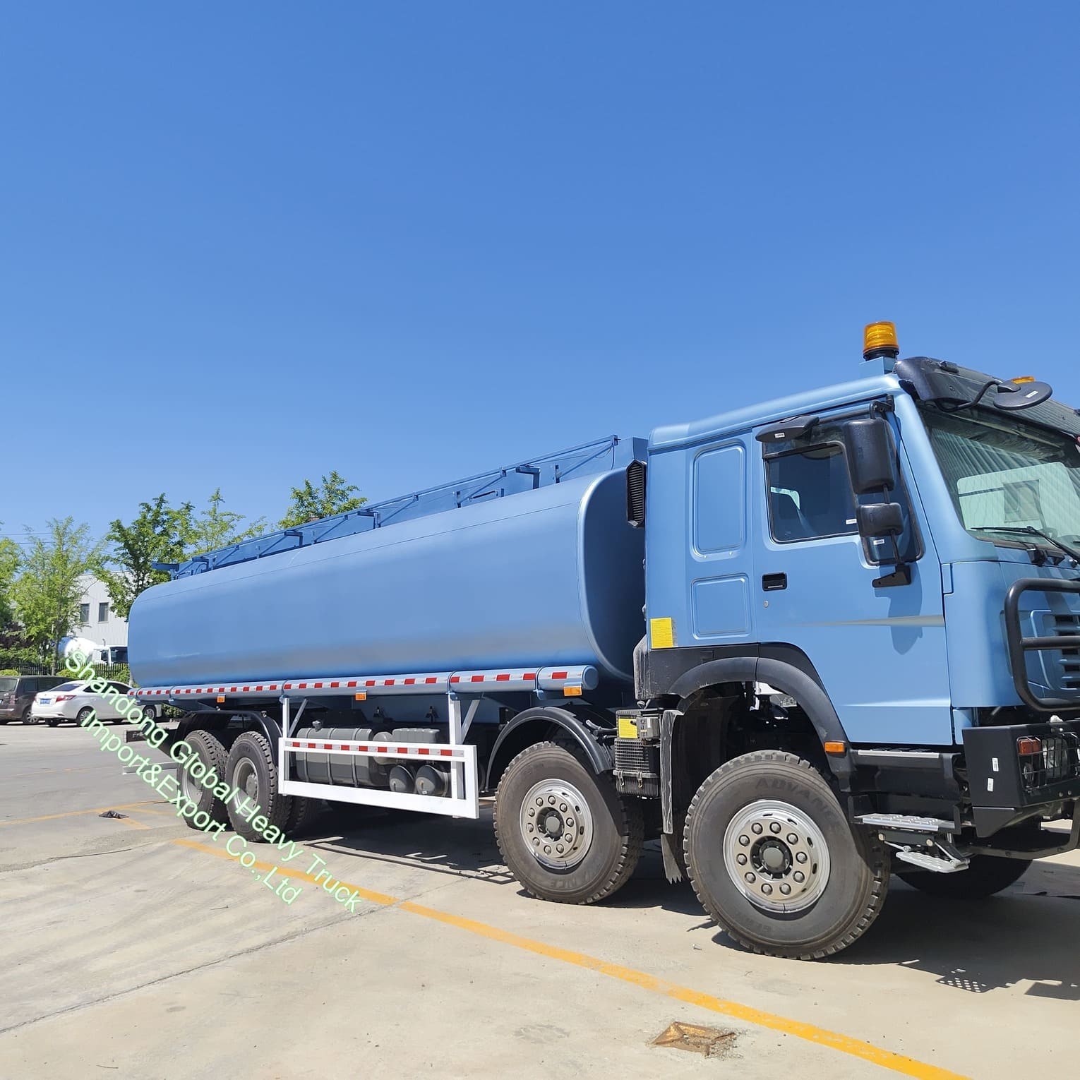 Zware Duty 33000 Liter 8*4 Brandstoftruck HOWO Trailer Brandstoftank Diesel Tank Olietanker Truck
