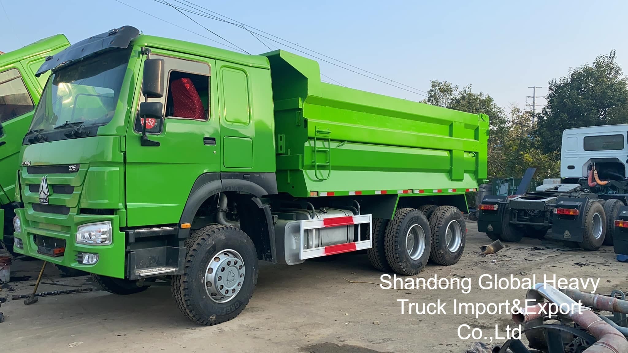 Tweedehands Sinotruk HOWO 6X4/8X4 A7/T7 10/12 Wheeler 371hp 18-25cbm Heavy Duty Tipper Dump truck