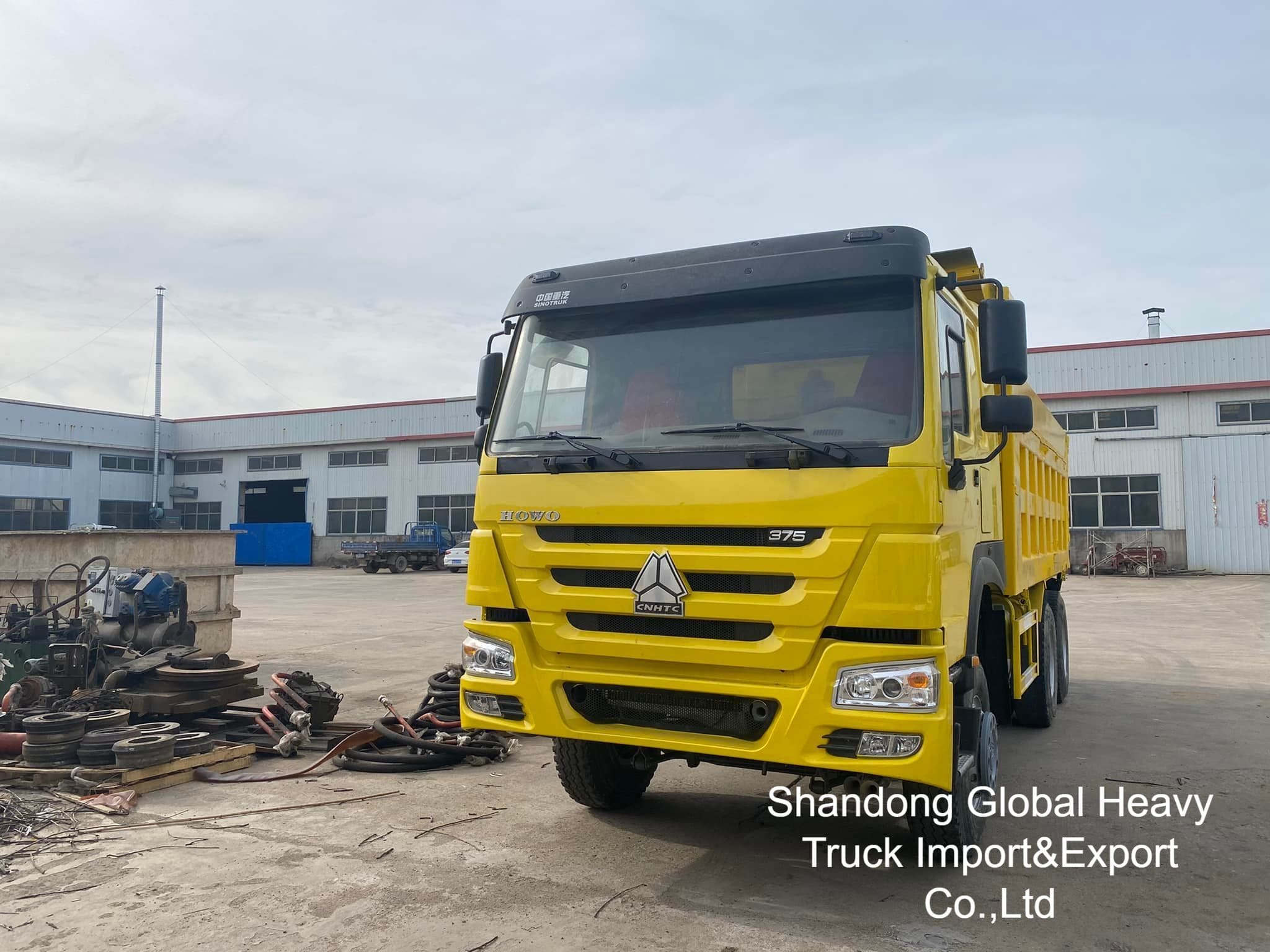 Gebruikte Sinotruk HOWO 6X4/8X4 A7/T7 10/12 Wheeler 371pk/380pk 18-25cbm Zware Kipper Vrachtwagen