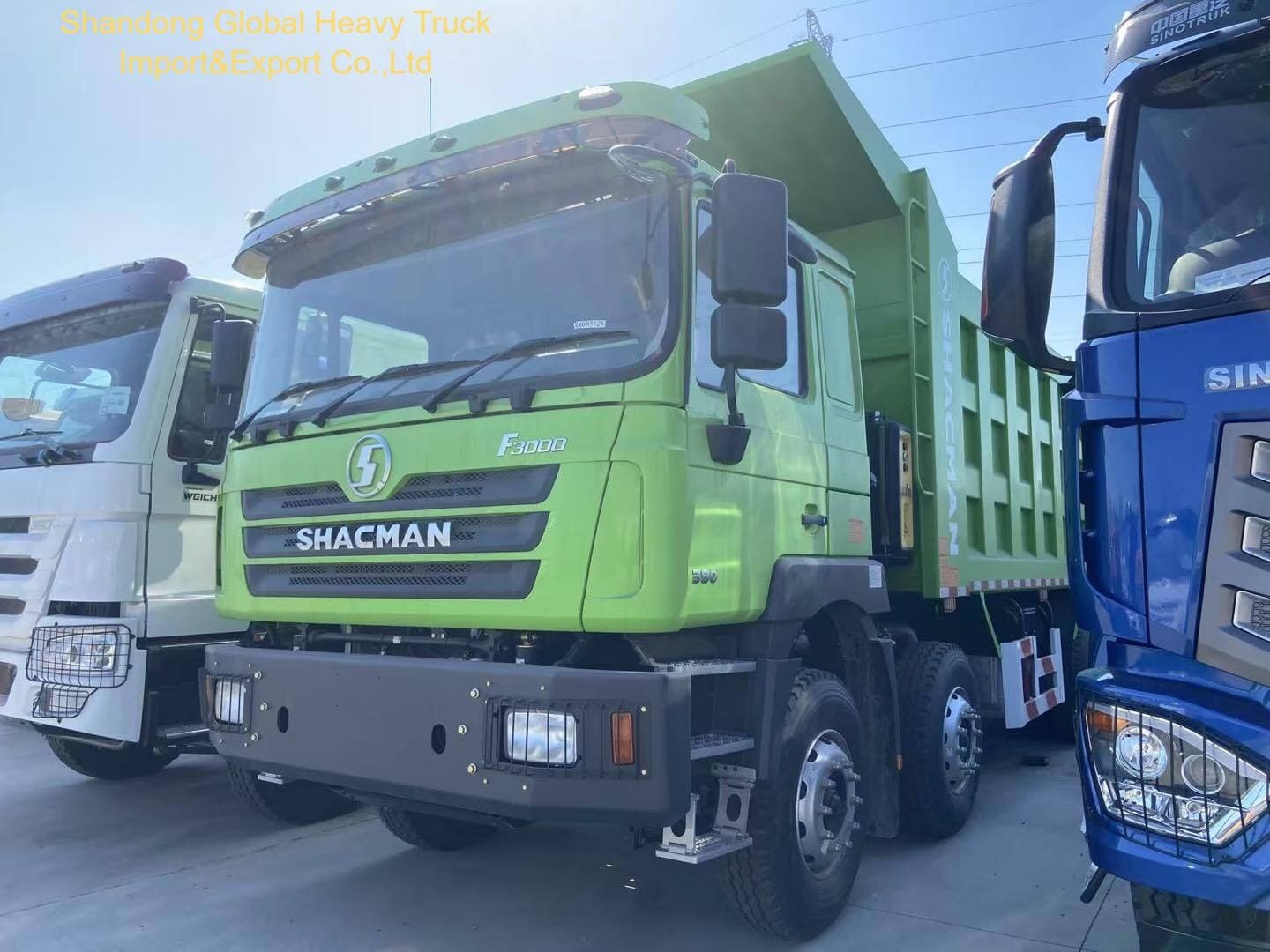Shacman F3000 8×4 12 wielen zware vrachtwagen met 35-40 ton nuttige lading en 25-30 m3 capaciteit