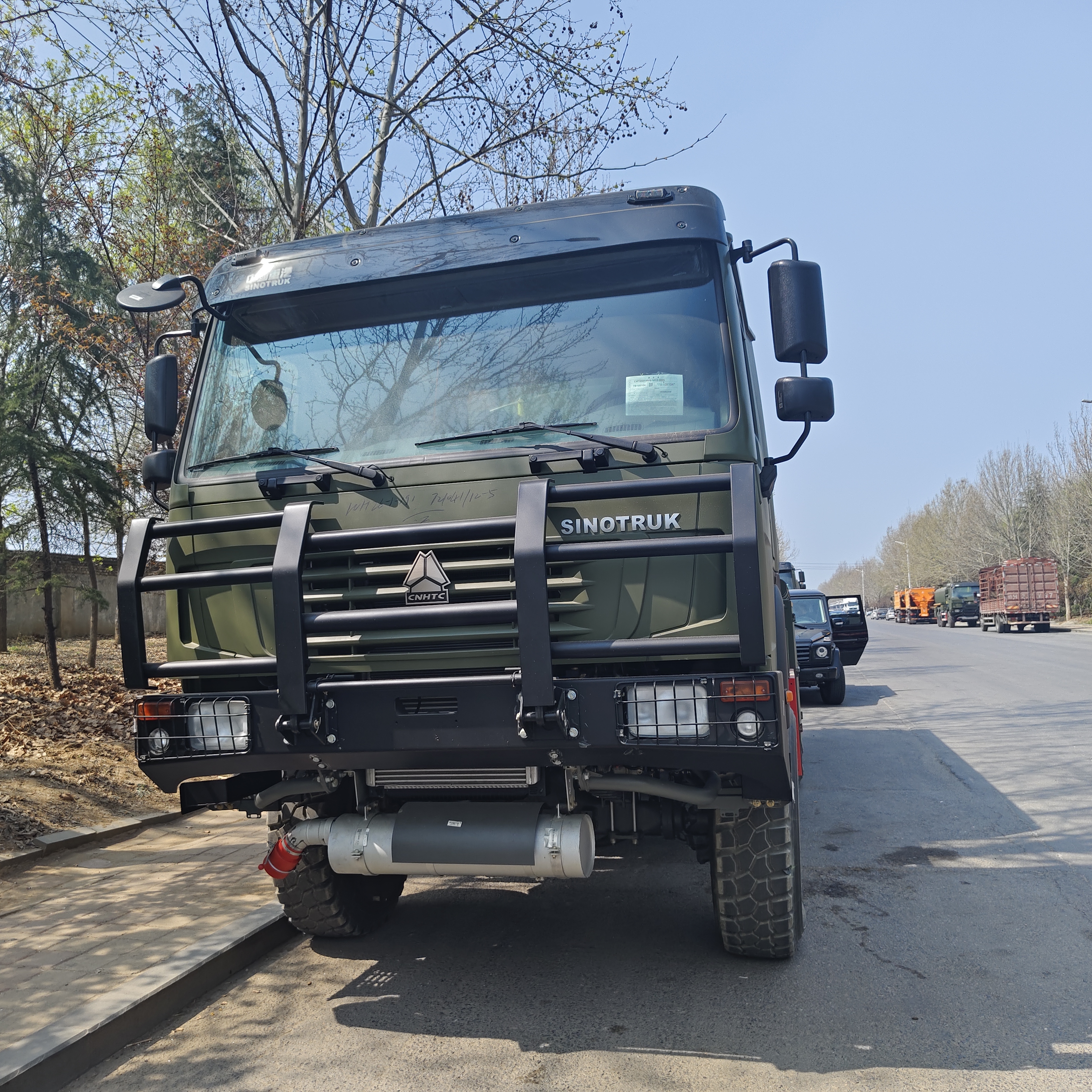HOWO 6x6 off-road brandstoftankwagen met 20 ton nuttige lading en dieselmotor voor mijnbouw