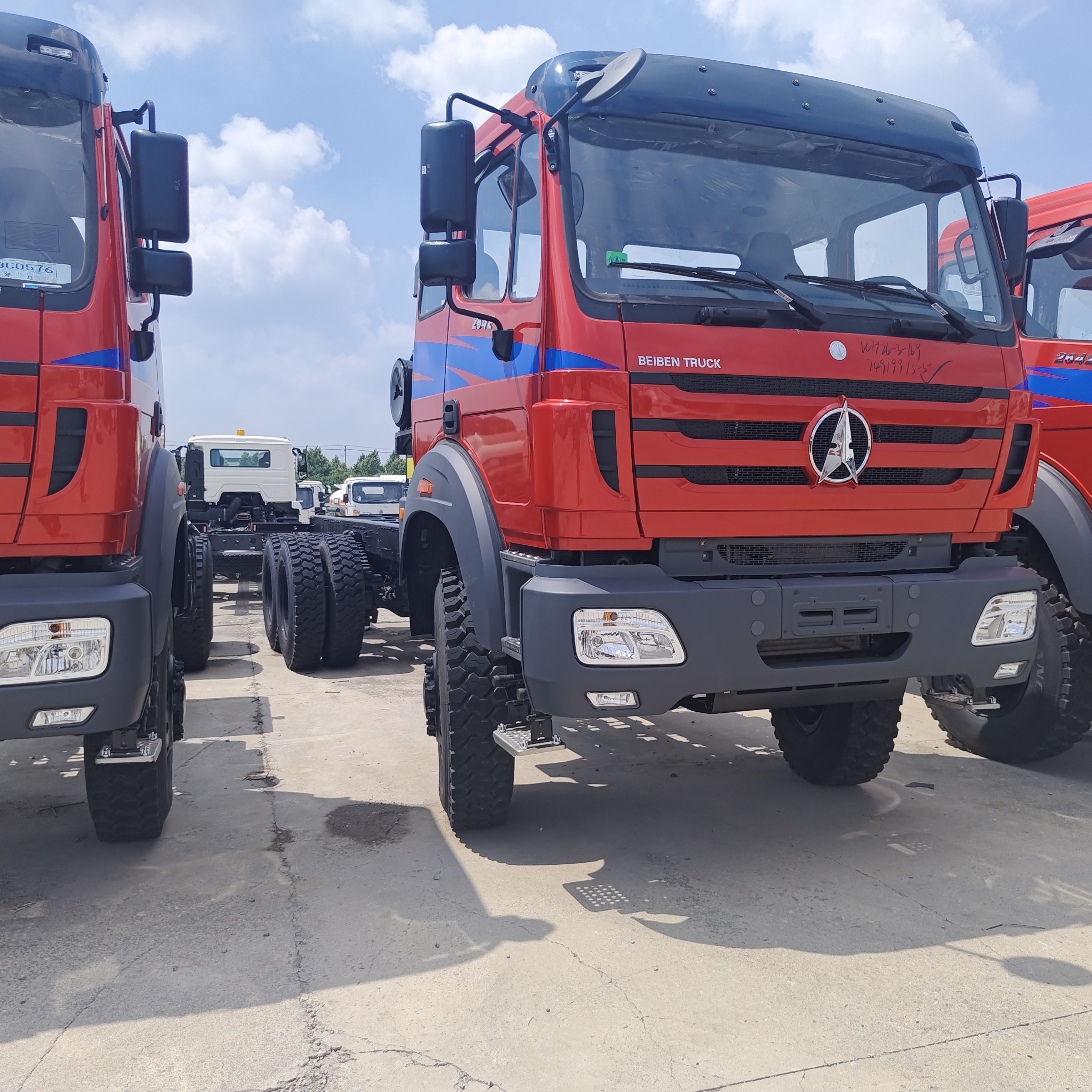 BEIBEN 2638 6×4 Heavy Duty Mining Dump Truck met 380 pk WEICHAI-motor en 25-35 ton nuttige lading voor mijnbouwoperaties
